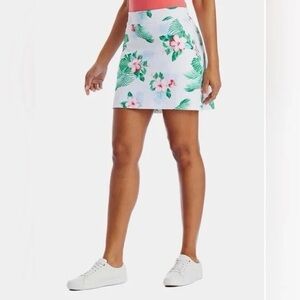 Tommy Bahama Audrey Island Zone Hibiscus Floral Skort. Size Medium